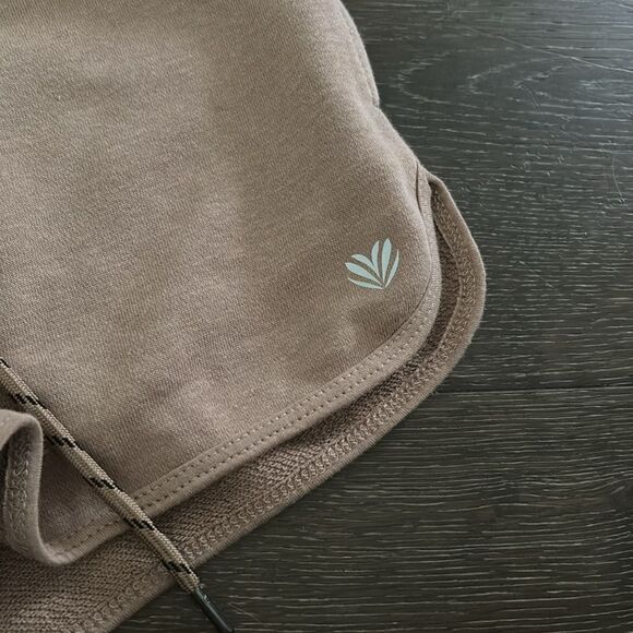 Taupe forever 21 drawstring athletic shorts sz S NWT - Picture 2 of 4